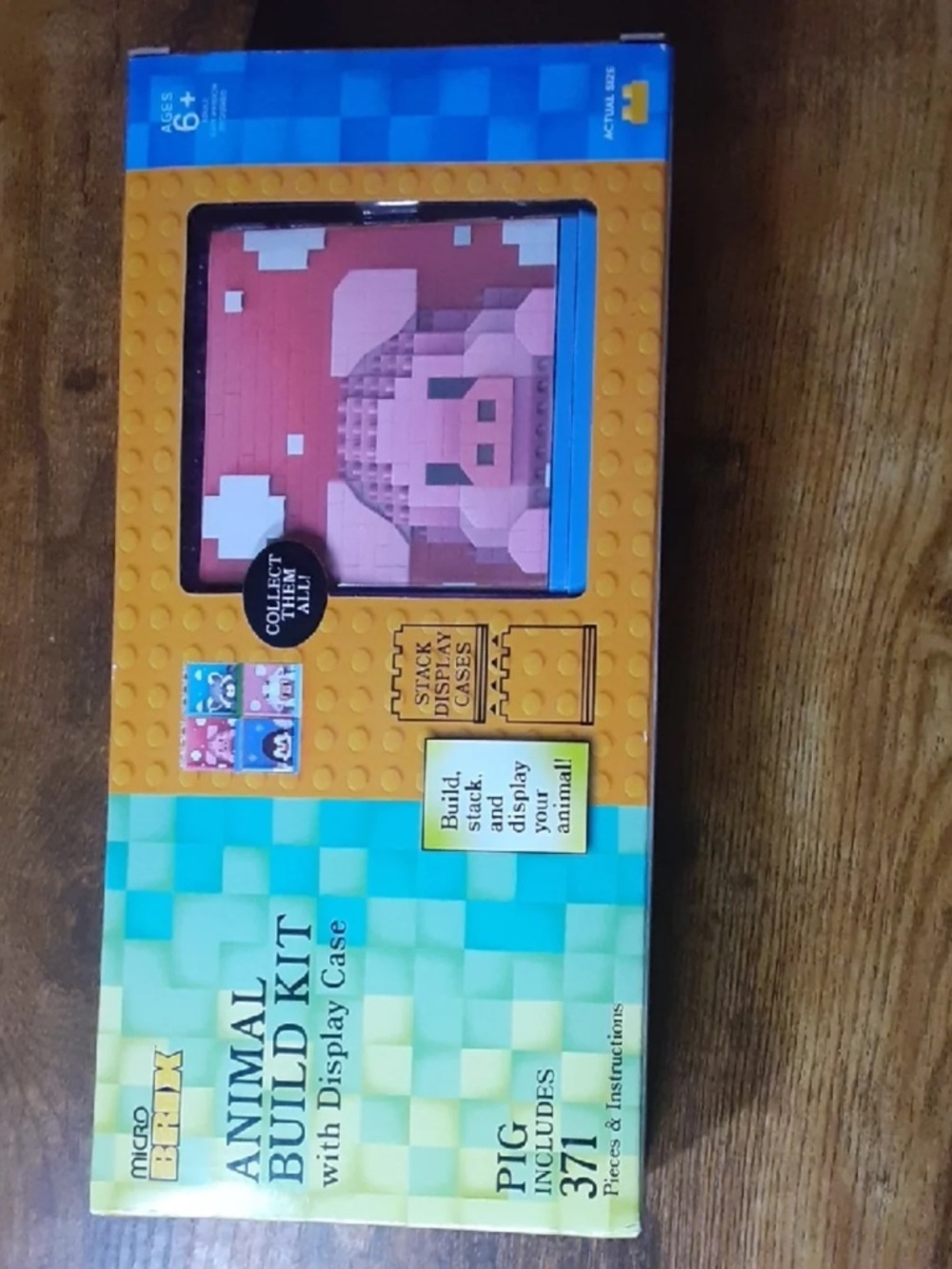 Animal Build Kit with Display Case - Picture 14 of 16